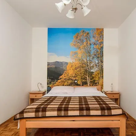 Apartman Lovorka *